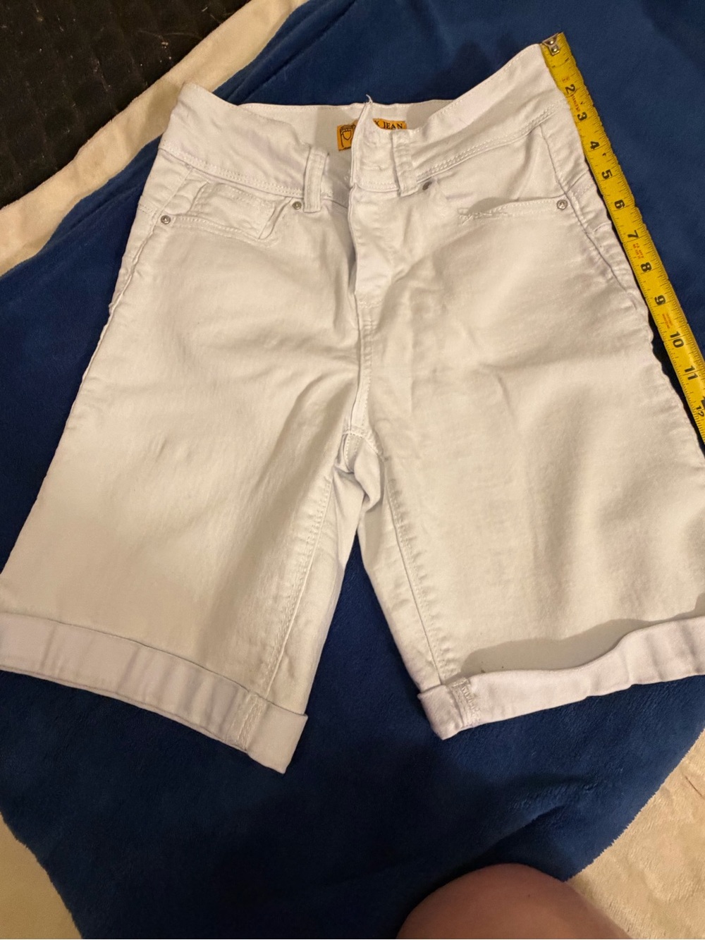 Wax Jeans Women’s White Stretch Denim Shorts